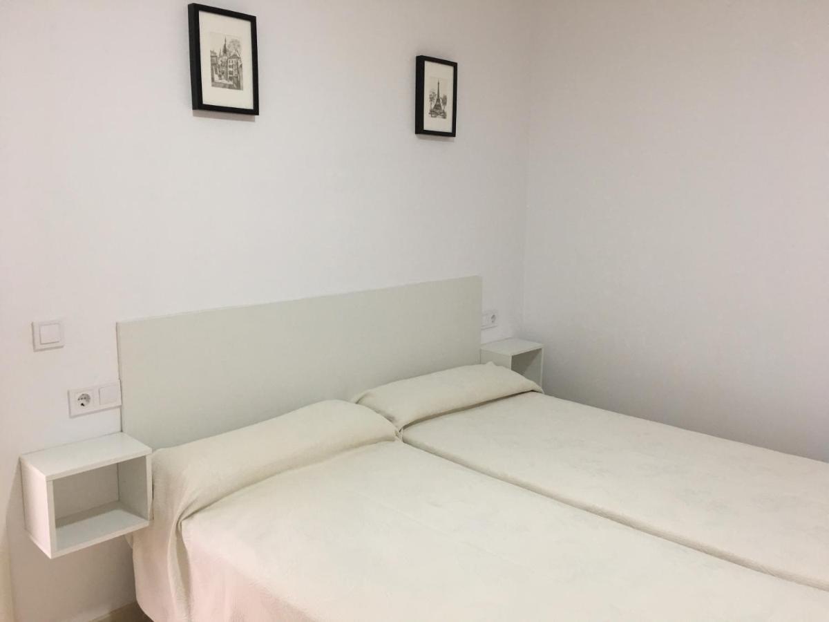 Apartamentos Carmen Teresa Torremolinos Esterno foto