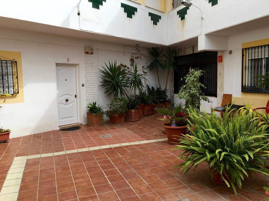 Apartamentos Carmen Teresa Torremolinos Esterno foto