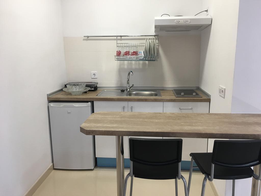 Apartamentos Carmen Teresa Torremolinos Esterno foto