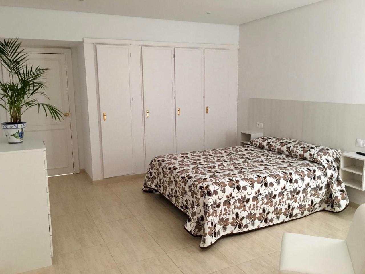 Apartamentos Carmen Teresa Torremolinos Esterno foto